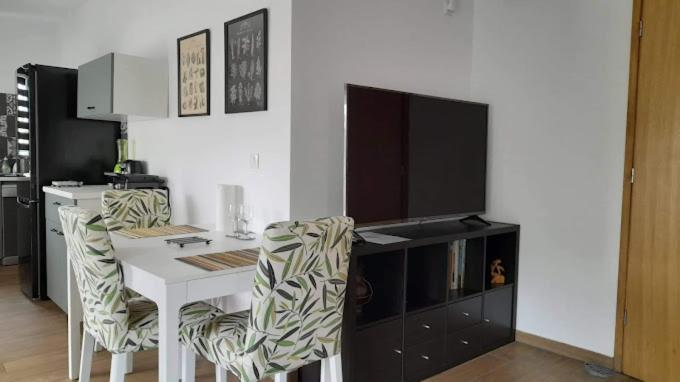 Apartments & Room Danijel Pinezići Eksteriør bilde